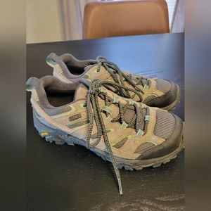 Merrell Hiking Shoe
